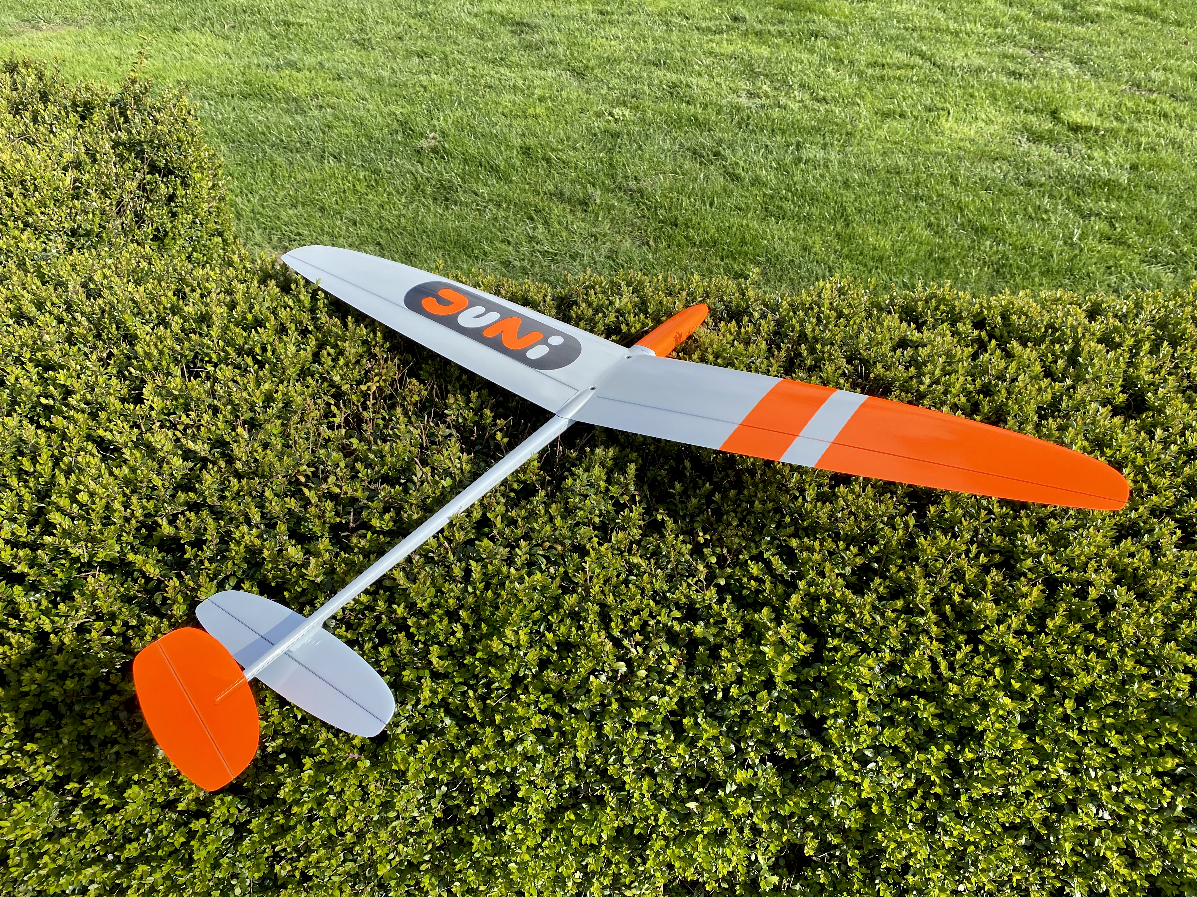 JUNI / Strike3 [RTF] 3