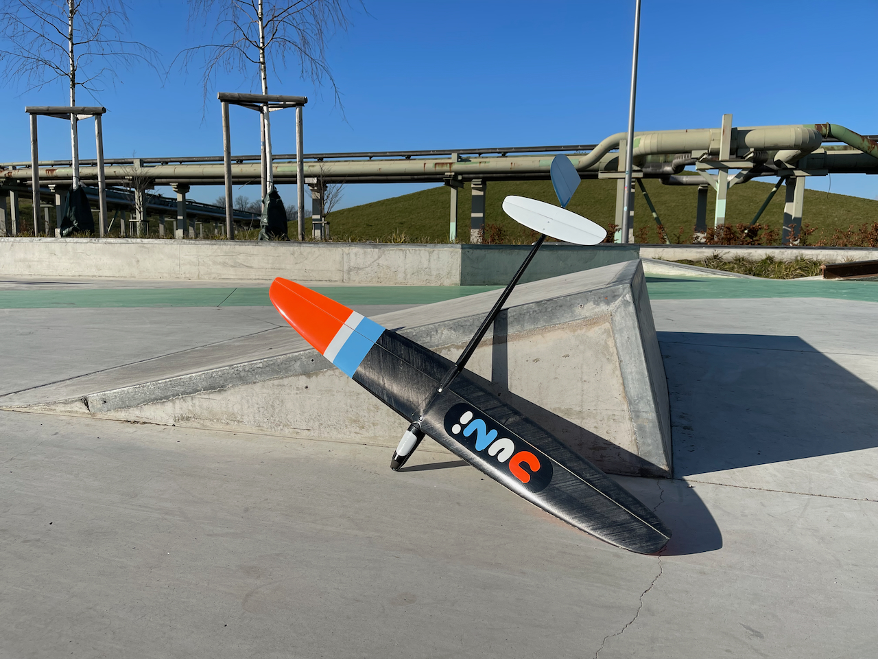 JUNI EEE 2PW [ARF/RTF] 13