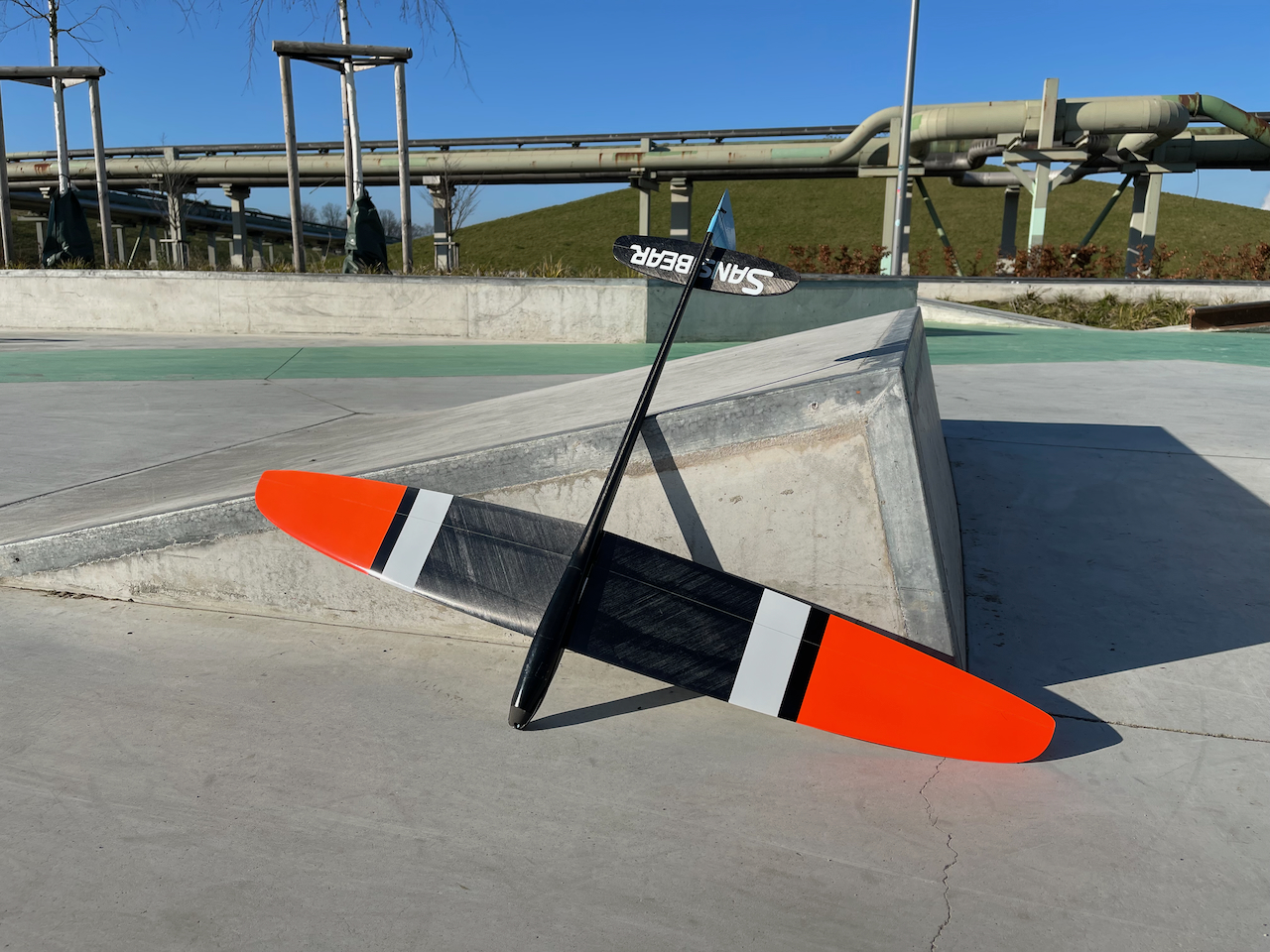 JUNI EEE 2PW [ARF/RTF] 16