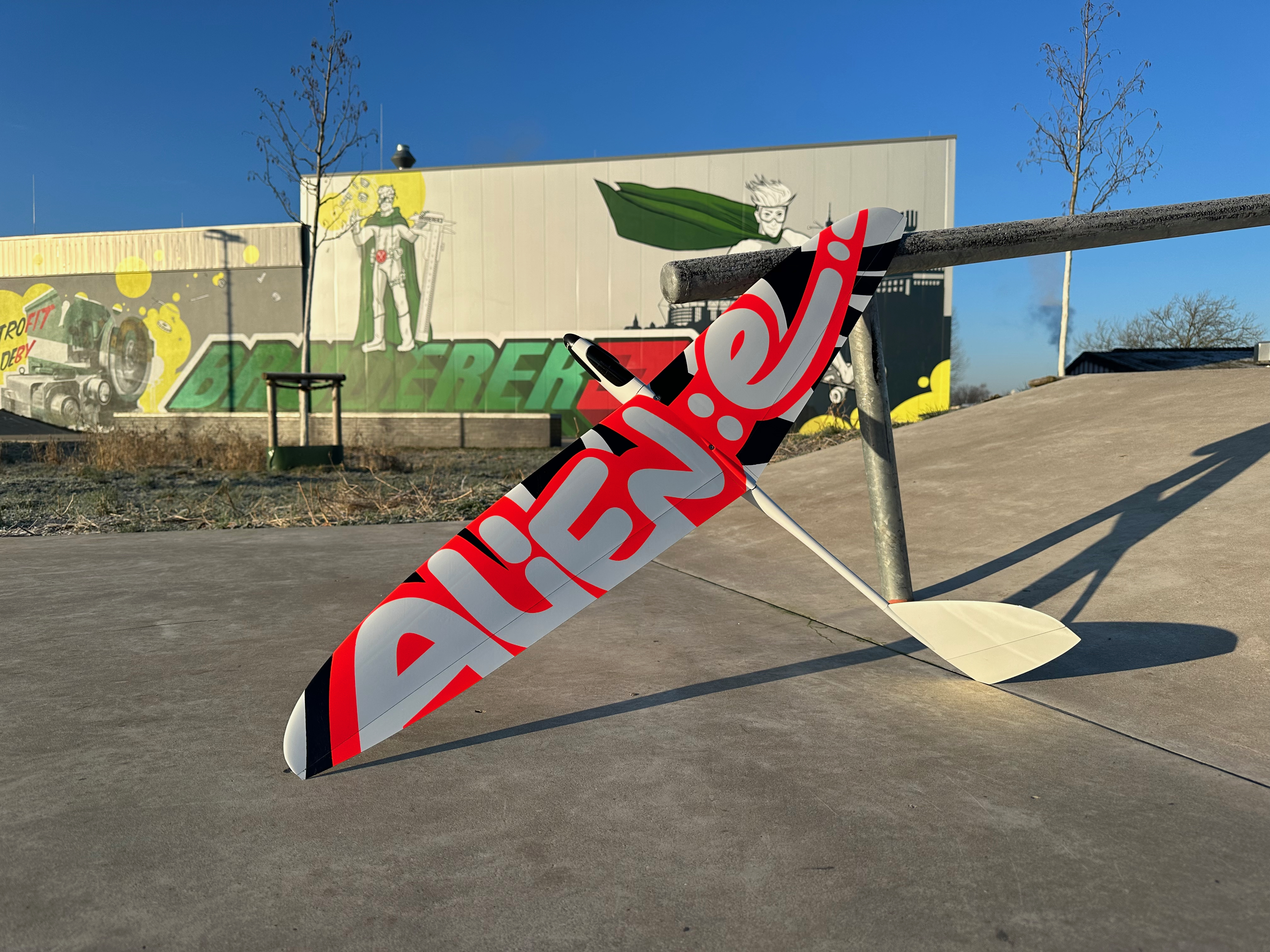 ALIEN eee - [RTF] 15